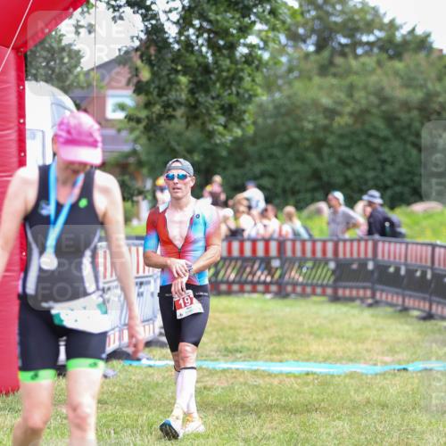 21.06.2026 - 29. Vierlanden-Triathlon Andreas Tolksdorf http://msf.ph/oto/9919342 21.06.2026 12:48:06 Ziel 197 meine-sportfotos.de