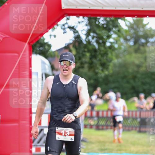 21.06.2026 - 29. Vierlanden-Triathlon Andreas Tolksdorf http://msf.ph/oto/9919361 21.06.2026 12:48:29 Ziel 13, 119 meine-sportfotos.de