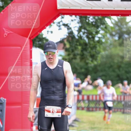 21.06.2026 - 29. Vierlanden-Triathlon Andreas Tolksdorf http://msf.ph/oto/9919365 21.06.2026 12:48:29 Ziel 13, 119 meine-sportfotos.de