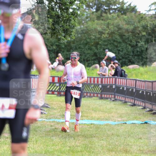 21.06.2026 - 29. Vierlanden-Triathlon Andreas Tolksdorf http://msf.ph/oto/9919373 21.06.2026 12:48:33 Ziel 119 meine-sportfotos.de