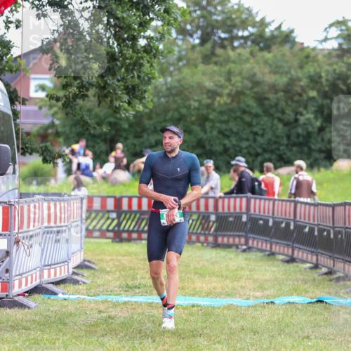 21.06.2026 - 29. Vierlanden-Triathlon Andreas Tolksdorf http://msf.ph/oto/9919389 21.06.2026 12:49:06 Ziel 175, 663, 920 meine-sportfotos.de