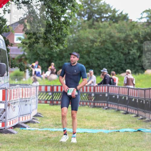 21.06.2026 - 29. Vierlanden-Triathlon Andreas Tolksdorf http://msf.ph/oto/9919394 21.06.2026 12:49:07 Ziel 175, 663, 920 meine-sportfotos.de