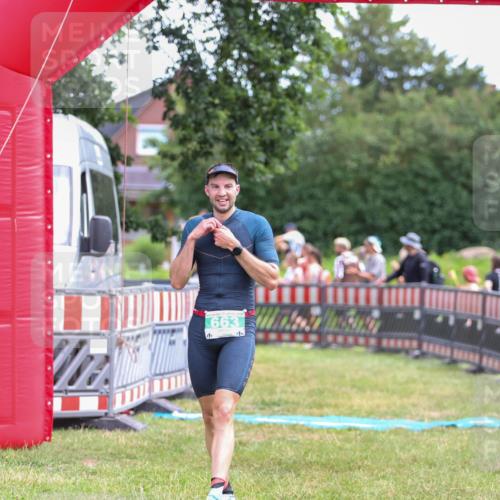 21.06.2026 - 29. Vierlanden-Triathlon Andreas Tolksdorf http://msf.ph/oto/9919403 21.06.2026 12:49:10 Ziel 175, 663, 920 meine-sportfotos.de