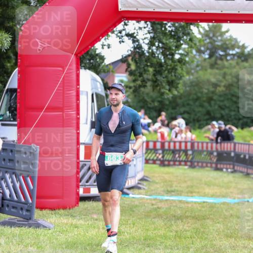 21.06.2026 - 29. Vierlanden-Triathlon Andreas Tolksdorf http://msf.ph/oto/9919407 21.06.2026 12:49:11 Ziel 175, 663, 920 meine-sportfotos.de