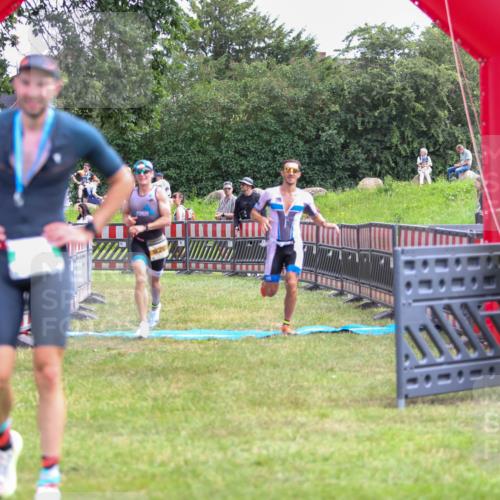 21.06.2026 - 29. Vierlanden-Triathlon Andreas Tolksdorf http://msf.ph/oto/9919410 21.06.2026 12:49:16 Ziel 79, 175, 920 meine-sportfotos.de