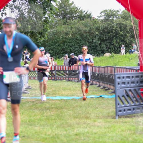 21.06.2026 - 29. Vierlanden-Triathlon Andreas Tolksdorf http://msf.ph/oto/9919415 21.06.2026 12:49:16 Ziel 79, 175, 920 meine-sportfotos.de