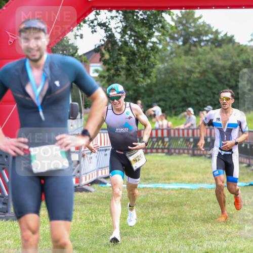 21.06.2026 - 29. Vierlanden-Triathlon Andreas Tolksdorf http://msf.ph/oto/9919418 21.06.2026 12:49:18 Ziel 79, 175, 920 meine-sportfotos.de
