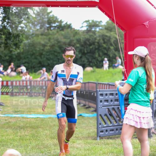 21.06.2026 - 29. Vierlanden-Triathlon Andreas Tolksdorf http://msf.ph/oto/9919428 21.06.2026 12:49:20 Ziel 79, 175, 920 meine-sportfotos.de