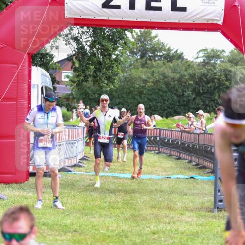21.06.2026 - 29. Vierlanden-Triathlon Andreas Tolksdorf http://msf.ph/oto/9919481 21.06.2026 12:50:43 Ziel 84, 122, 910, 924, 942, 943, 955, 975 meine-sportfotos.de