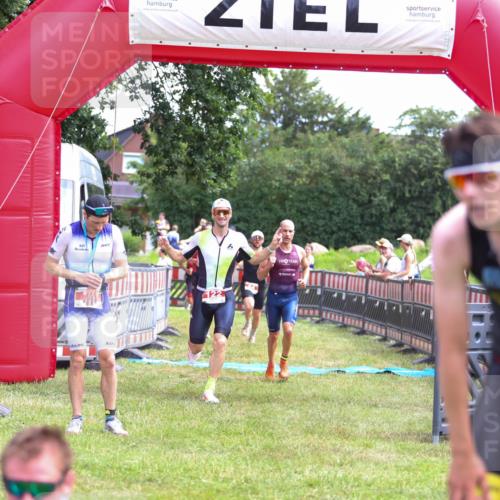 21.06.2026 - 29. Vierlanden-Triathlon Andreas Tolksdorf http://msf.ph/oto/9919485 21.06.2026 12:50:43 Ziel 84, 122, 910, 924, 942, 943, 955, 975 meine-sportfotos.de
