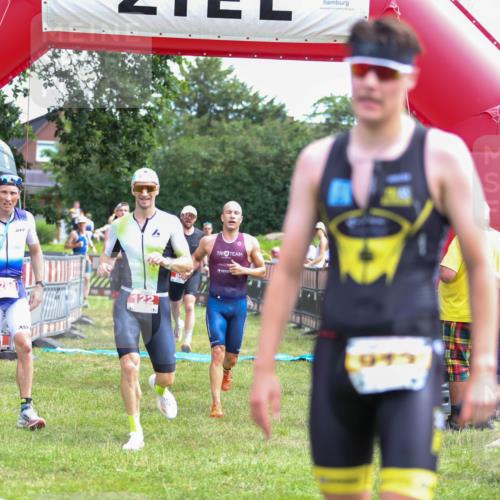 21.06.2026 - 29. Vierlanden-Triathlon Andreas Tolksdorf http://msf.ph/oto/9919491 21.06.2026 12:50:44 Ziel 84, 122, 910, 924, 942, 943, 955, 975 meine-sportfotos.de