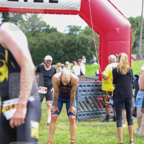 21.06.2026 - 29. Vierlanden-Triathlon Andreas Tolksdorf http://msf.ph/oto/9919499 21.06.2026 12:50:48 Ziel 84, 122, 910, 924, 942, 943, 955, 975 meine-sportfotos.de