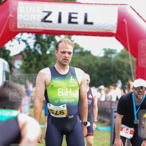 21.06.2026 - 29. Vierlanden-Triathlon Andreas Tolksdorf http://msf.ph/oto/9919513 21.06.2026 12:51:04 Ziel 145, 231, 909, 926, 964 meine-sportfotos.de