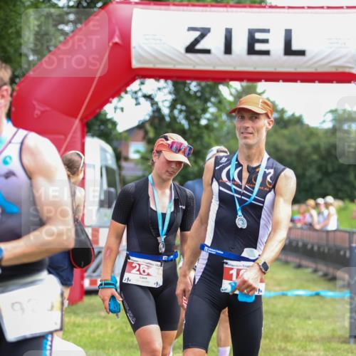 21.06.2026 - 29. Vierlanden-Triathlon Andreas Tolksdorf http://msf.ph/oto/9919538 21.06.2026 12:51:41 Ziel 665, 918, 921, 946 meine-sportfotos.de