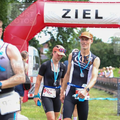 21.06.2026 - 29. Vierlanden-Triathlon Andreas Tolksdorf http://msf.ph/oto/9919539 21.06.2026 12:51:41 Ziel 665, 918, 921, 946 meine-sportfotos.de