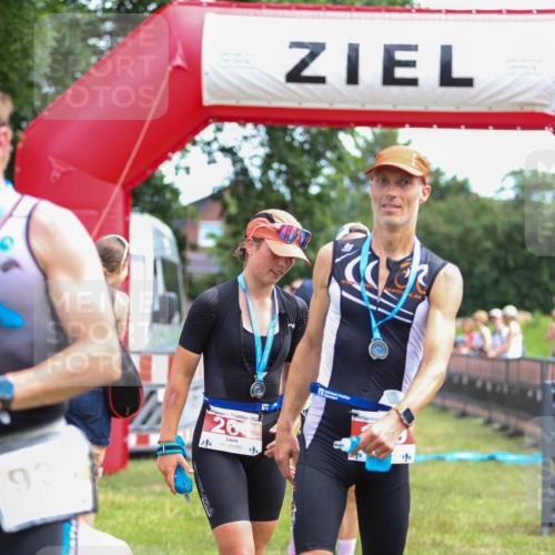 21.06.2026 - 29. Vierlanden-Triathlon Andreas Tolksdorf http://msf.ph/oto/9919540 21.06.2026 12:51:41 Ziel 665, 918, 921, 946 meine-sportfotos.de