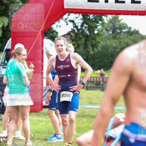 21.06.2026 - 29. Vierlanden-Triathlon Andreas Tolksdorf http://msf.ph/oto/9919599 21.06.2026 12:52:56 Ziel  meine-sportfotos.de
