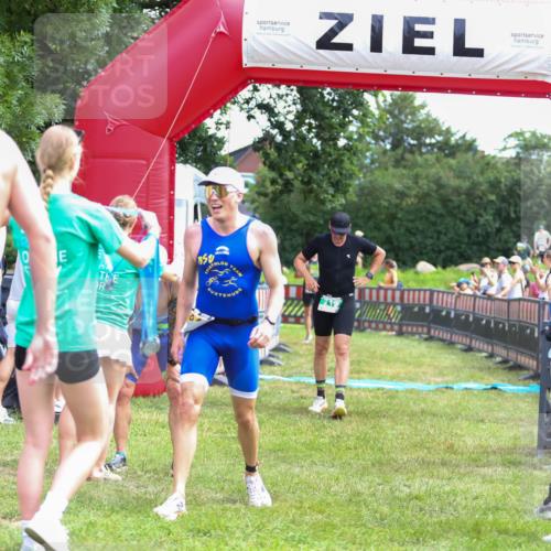 21.06.2026 - 29. Vierlanden-Triathlon Andreas Tolksdorf http://msf.ph/oto/9919695 21.06.2026 12:55:14 Ziel 68, 157, 719, 974 meine-sportfotos.de