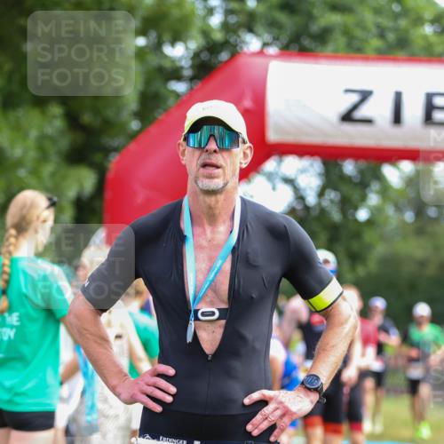 21.06.2026 - 29. Vierlanden-Triathlon Andreas Tolksdorf http://msf.ph/oto/9919804 21.06.2026 12:57:17 Ziel 14, 721, 925, 929, 965, 973, 980 meine-sportfotos.de