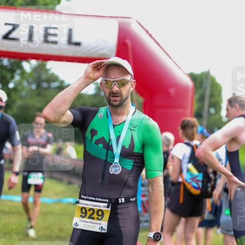 21.06.2026 - 29. Vierlanden-Triathlon Andreas Tolksdorf http://msf.ph/oto/9919817 21.06.2026 12:57:27 Ziel 88, 721, 973 meine-sportfotos.de