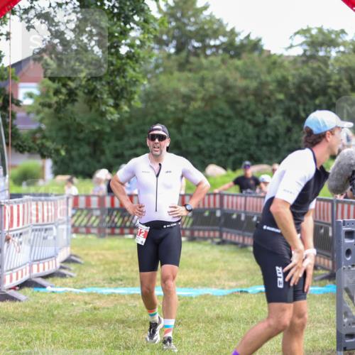 21.06.2026 - 29. Vierlanden-Triathlon Andreas Tolksdorf http://msf.ph/oto/9919916 21.06.2026 12:59:39 Ziel 112 meine-sportfotos.de