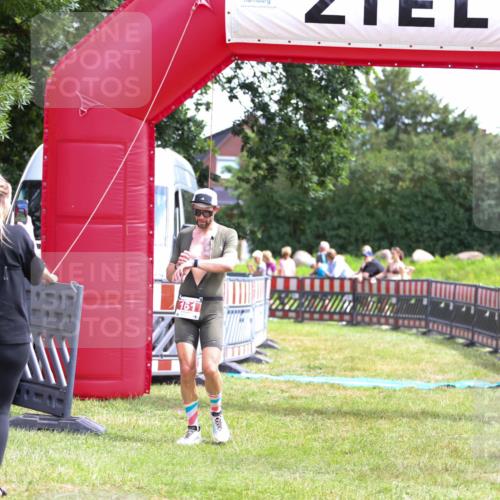 21.06.2026 - 29. Vierlanden-Triathlon Andreas Tolksdorf http://msf.ph/oto/9920010 21.06.2026 13:01:51 Ziel 161 meine-sportfotos.de
