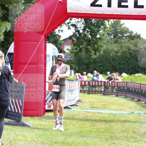 21.06.2026 - 29. Vierlanden-Triathlon Andreas Tolksdorf http://msf.ph/oto/9920011 21.06.2026 13:01:51 Ziel 161 meine-sportfotos.de