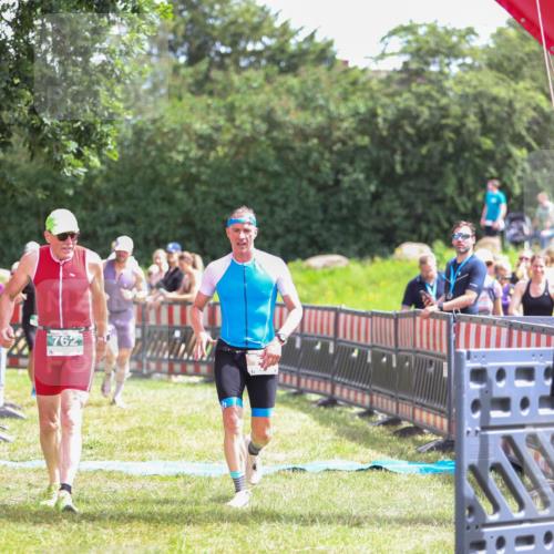 21.06.2026 - 29. Vierlanden-Triathlon Andreas Tolksdorf http://msf.ph/oto/9920038 21.06.2026 13:02:35 Ziel 35, 141, 757, 762 meine-sportfotos.de