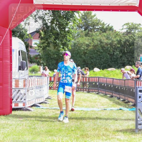 21.06.2026 - 29. Vierlanden-Triathlon Andreas Tolksdorf http://msf.ph/oto/9920078 21.06.2026 13:03:30 Ziel 139, 199, 728, 787, 979 meine-sportfotos.de