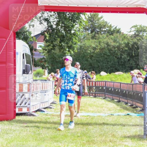 21.06.2026 - 29. Vierlanden-Triathlon Andreas Tolksdorf http://msf.ph/oto/9920082 21.06.2026 13:03:30 Ziel 139, 199, 728, 787, 979 meine-sportfotos.de