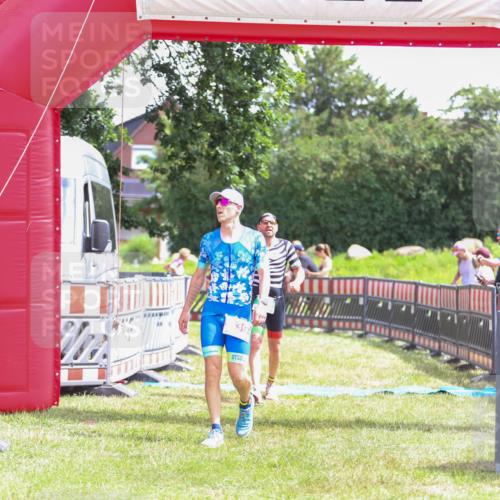 21.06.2026 - 29. Vierlanden-Triathlon Andreas Tolksdorf http://msf.ph/oto/9920084 21.06.2026 13:03:30 Ziel 139, 199, 728, 787, 979 meine-sportfotos.de