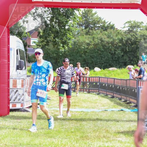 21.06.2026 - 29. Vierlanden-Triathlon Andreas Tolksdorf http://msf.ph/oto/9920085 21.06.2026 13:03:31 Ziel 139, 199, 728, 787, 979 meine-sportfotos.de