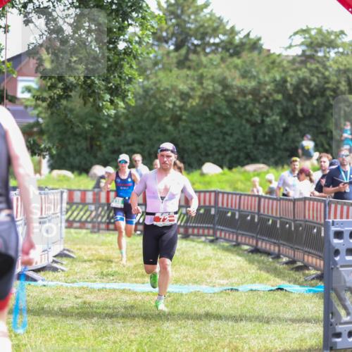 21.06.2026 - 29. Vierlanden-Triathlon Andreas Tolksdorf http://msf.ph/oto/9920154 21.06.2026 13:05:52 Ziel 72, 838 meine-sportfotos.de