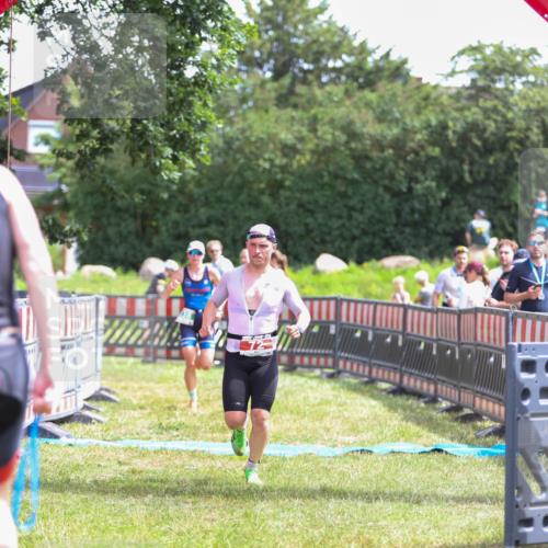 21.06.2026 - 29. Vierlanden-Triathlon Andreas Tolksdorf http://msf.ph/oto/9920155 21.06.2026 13:05:52 Ziel 72, 838 meine-sportfotos.de