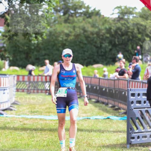 21.06.2026 - 29. Vierlanden-Triathlon Andreas Tolksdorf http://msf.ph/oto/9920164 21.06.2026 13:05:58 Ziel 838 meine-sportfotos.de