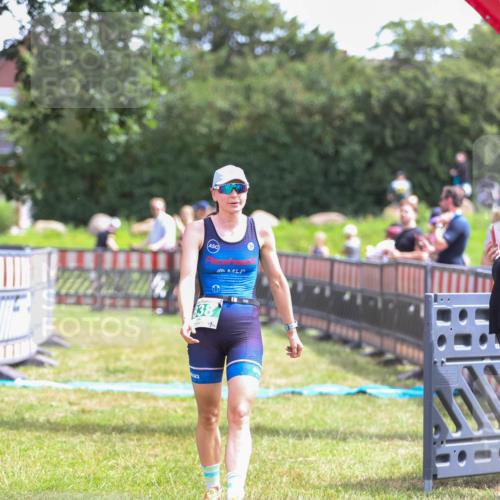21.06.2026 - 29. Vierlanden-Triathlon Andreas Tolksdorf http://msf.ph/oto/9920167 21.06.2026 13:05:58 Ziel 838 meine-sportfotos.de