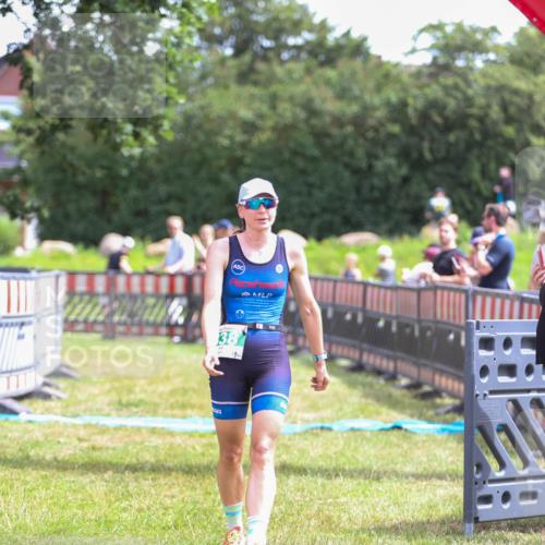 21.06.2026 - 29. Vierlanden-Triathlon Andreas Tolksdorf http://msf.ph/oto/9920168 21.06.2026 13:05:58 Ziel 838 meine-sportfotos.de