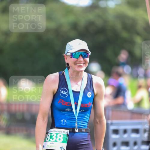 21.06.2026 - 29. Vierlanden-Triathlon Andreas Tolksdorf http://msf.ph/oto/9920173 21.06.2026 13:06:03 Ziel 121 meine-sportfotos.de