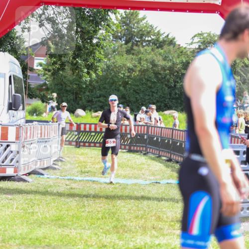 21.06.2026 - 29. Vierlanden-Triathlon Andreas Tolksdorf http://msf.ph/oto/9920205 21.06.2026 13:06:58 Ziel 55, 275 meine-sportfotos.de