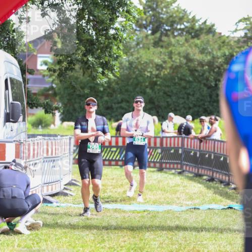 21.06.2026 - 29. Vierlanden-Triathlon Andreas Tolksdorf http://msf.ph/oto/9920225 21.06.2026 13:07:51 Ziel 634, 668 meine-sportfotos.de