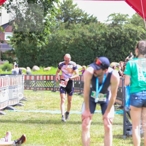21.06.2026 - 29. Vierlanden-Triathlon Andreas Tolksdorf http://msf.ph/oto/9920294 21.06.2026 13:08:36 Ziel 147, 726 meine-sportfotos.de