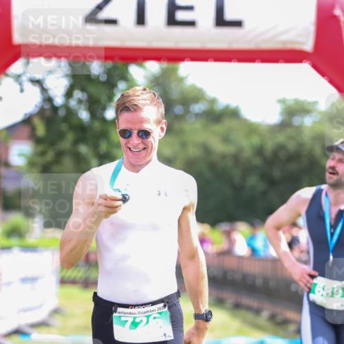 21.06.2026 - 29. Vierlanden-Triathlon Andreas Tolksdorf http://msf.ph/oto/9920310 21.06.2026 13:08:51 Ziel 173, 712 meine-sportfotos.de