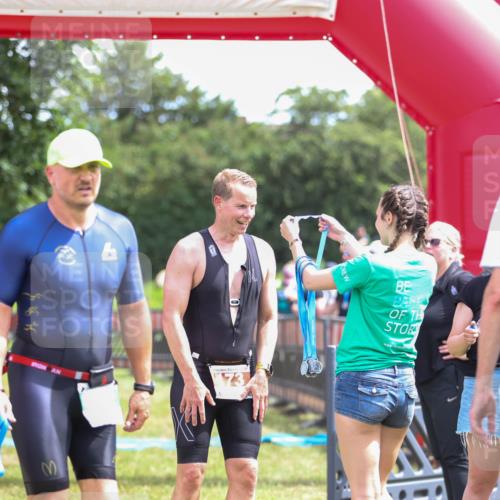 21.06.2026 - 29. Vierlanden-Triathlon Andreas Tolksdorf http://msf.ph/oto/9920319 21.06.2026 13:09:01 Ziel 173 meine-sportfotos.de
