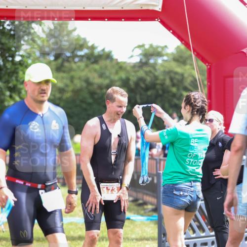 21.06.2026 - 29. Vierlanden-Triathlon Andreas Tolksdorf http://msf.ph/oto/9920320 21.06.2026 13:09:01 Ziel 173 meine-sportfotos.de