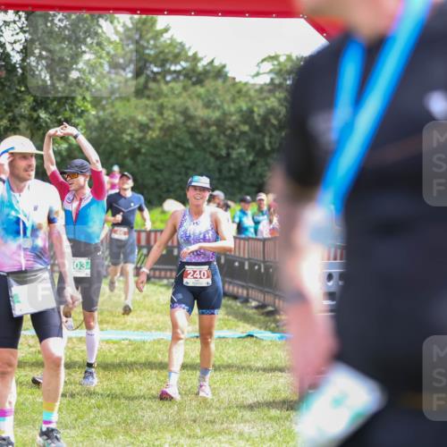 21.06.2026 - 29. Vierlanden-Triathlon Andreas Tolksdorf http://msf.ph/oto/9920353 21.06.2026 13:10:32 Ziel 46, 191, 240, 703 meine-sportfotos.de