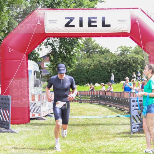 21.06.2026 - 29. Vierlanden-Triathlon Andreas Tolksdorf http://msf.ph/oto/9920423 21.06.2026 13:12:57 Ziel 86 meine-sportfotos.de