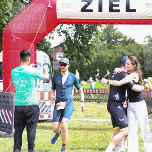 21.06.2026 - 29. Vierlanden-Triathlon Andreas Tolksdorf http://msf.ph/oto/9920488 21.06.2026 13:14:19 Ziel 29, 244 meine-sportfotos.de