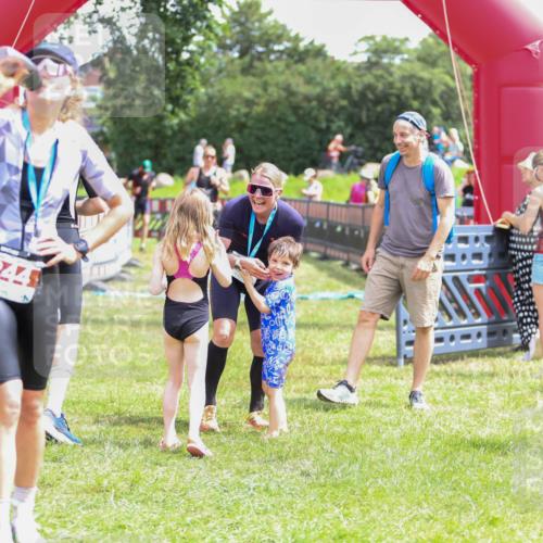 21.06.2026 - 29. Vierlanden-Triathlon Andreas Tolksdorf http://msf.ph/oto/9920533 21.06.2026 13:15:34 Ziel 8, 159 meine-sportfotos.de
