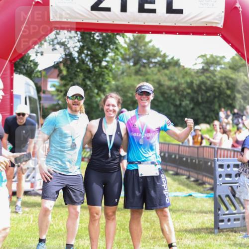 21.06.2026 - 29. Vierlanden-Triathlon Andreas Tolksdorf http://msf.ph/oto/9920682 21.06.2026 13:18:01 Ziel 50, 659 meine-sportfotos.de