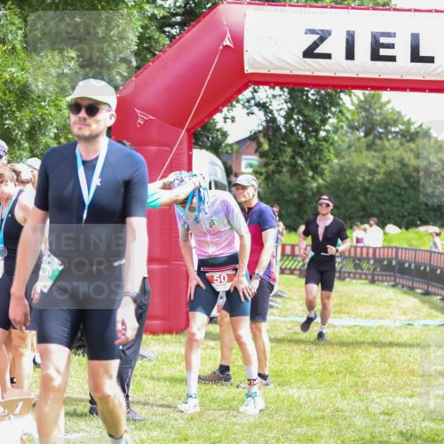 21.06.2026 - 29. Vierlanden-Triathlon Andreas Tolksdorf http://msf.ph/oto/9920690 21.06.2026 13:18:12 Ziel 659, 742, 798 meine-sportfotos.de